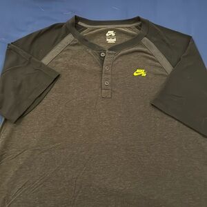 Nike Skateboard Shirt XL